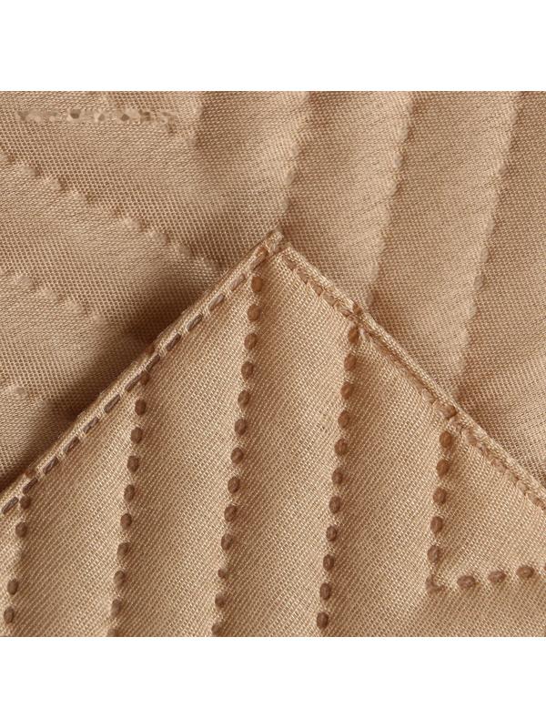 Покрывало 2сп Экономь и Я  180*210±5см, цв. бежевый, микрофайбер,210 г/м2,100% п/э