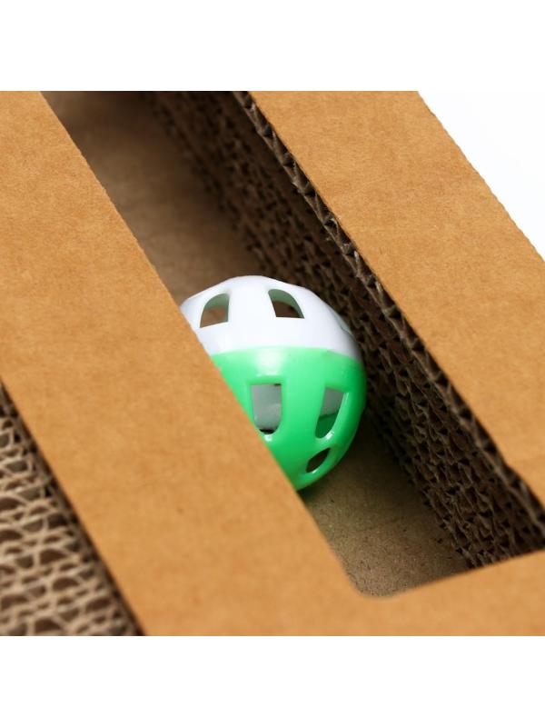 Гофрокогтеточка-комплекс с шариками, 37 x 37 см