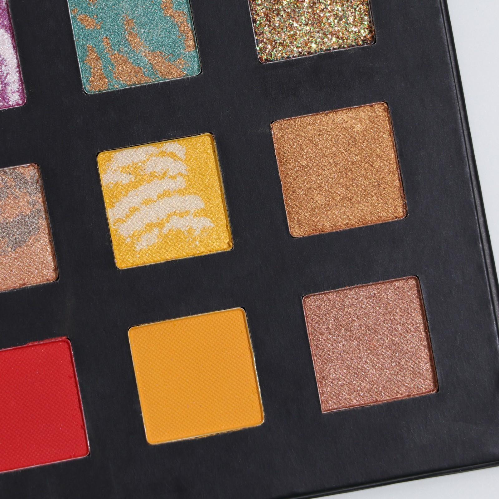 Палетка теней для век, 16 цветов