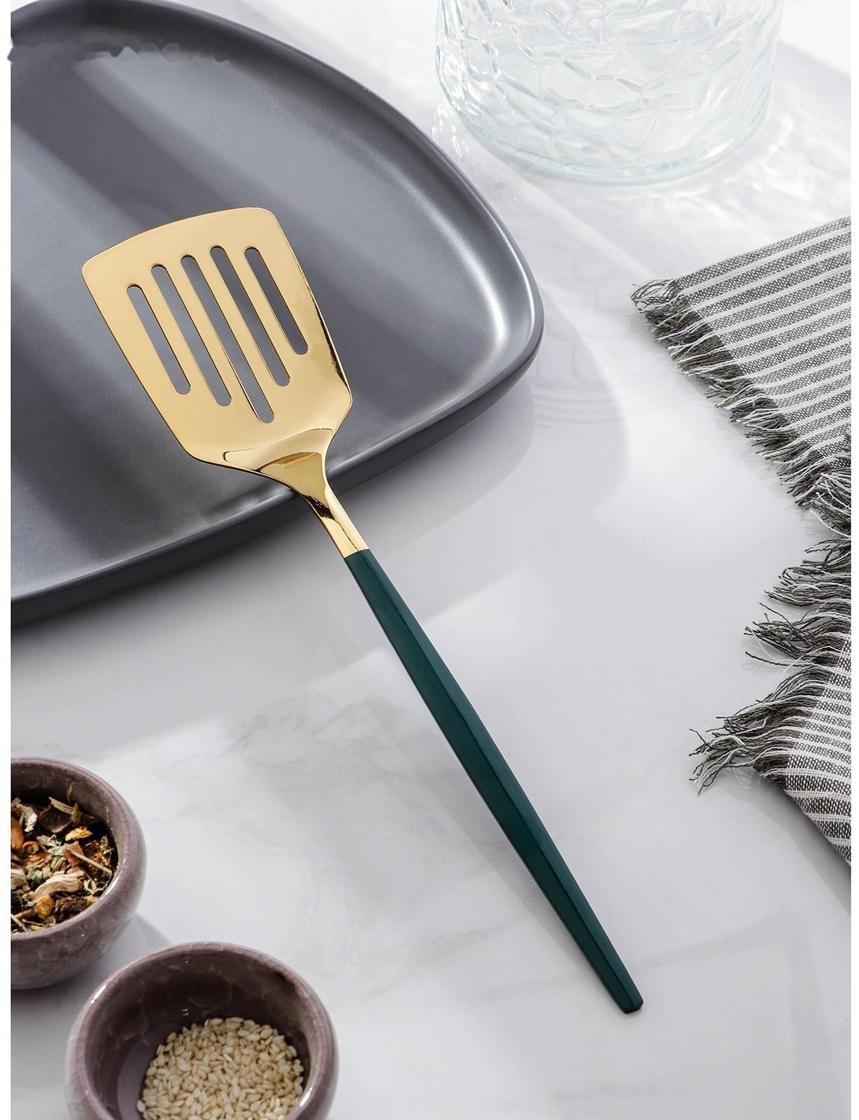 Лопатка перфорированная из нержавеющей стали Magistro «Грэйс», h=26 см, цвет ручки зелёный, цвет головы золотой