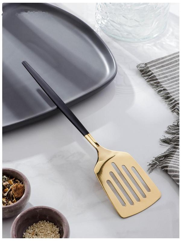 Лопатка из нержавеющей стали перфорированная Magistro «Грэйс», h=27 см, цвет ручки черный, цвет головы золотой