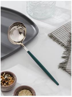 Половник из нержавеющей стали цельнотянутый Magistro «Грэйс», h=24 см, цвет ручки зеленый, цвет головы серебряный