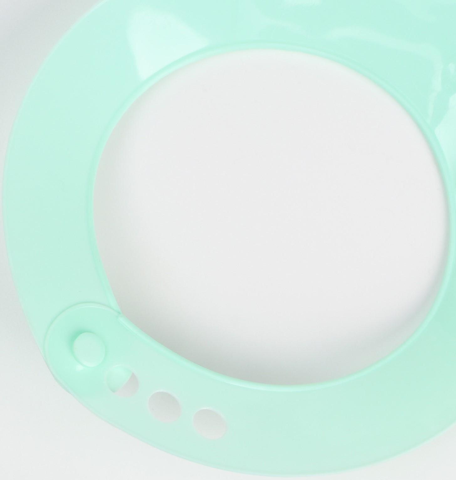 Нагрудник для кормления «Зайка» пластиковый с карманом, цвет салатовый