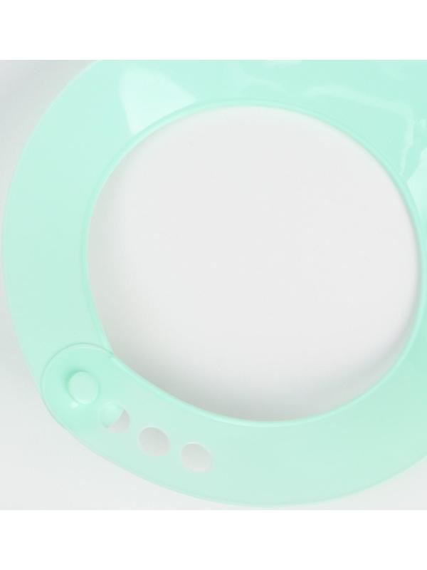 Нагрудник для кормления «Зайка» пластиковый с карманом, цвет салатовый