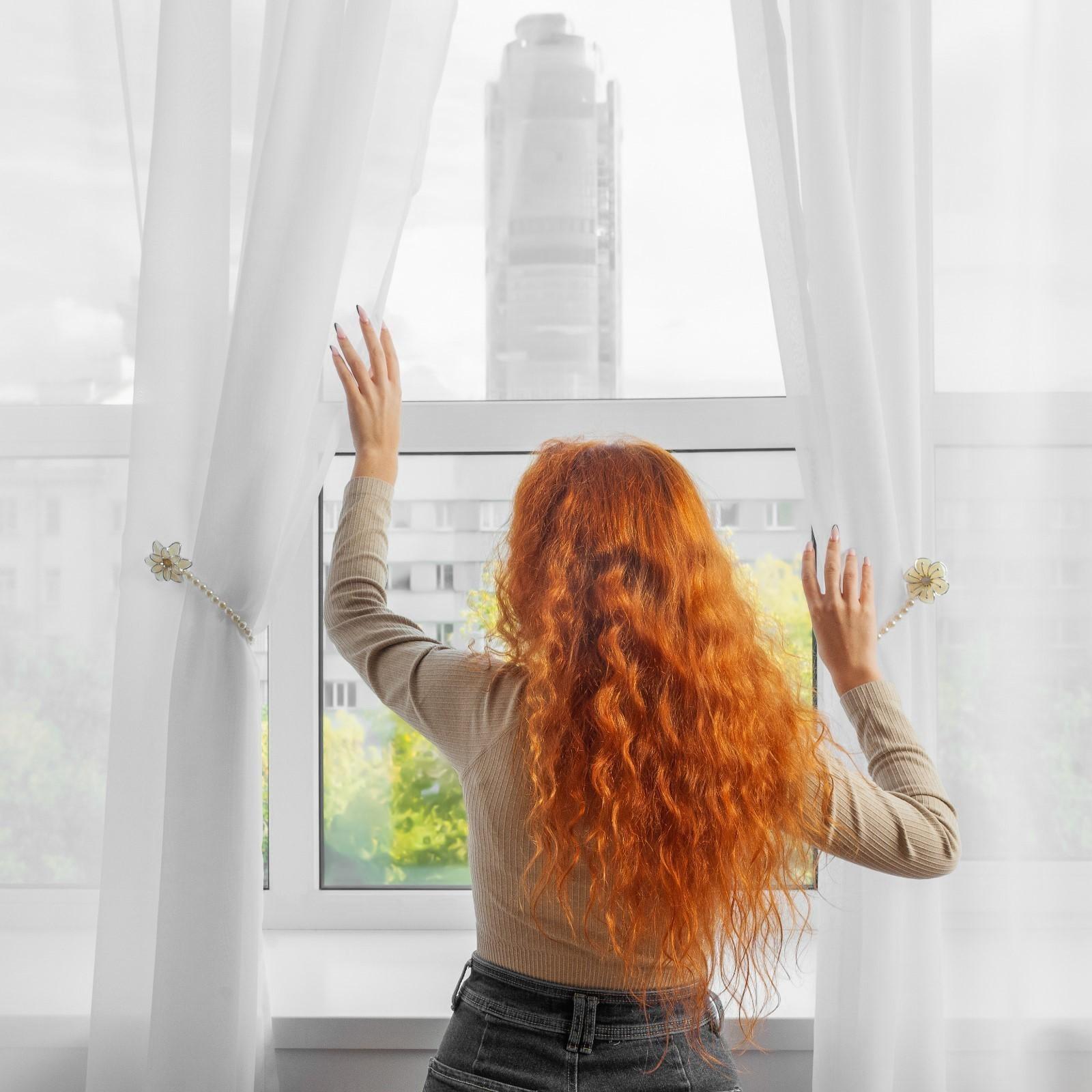 Подхват для штор «Георгин», d = 6 см, цвет серебряный/белый