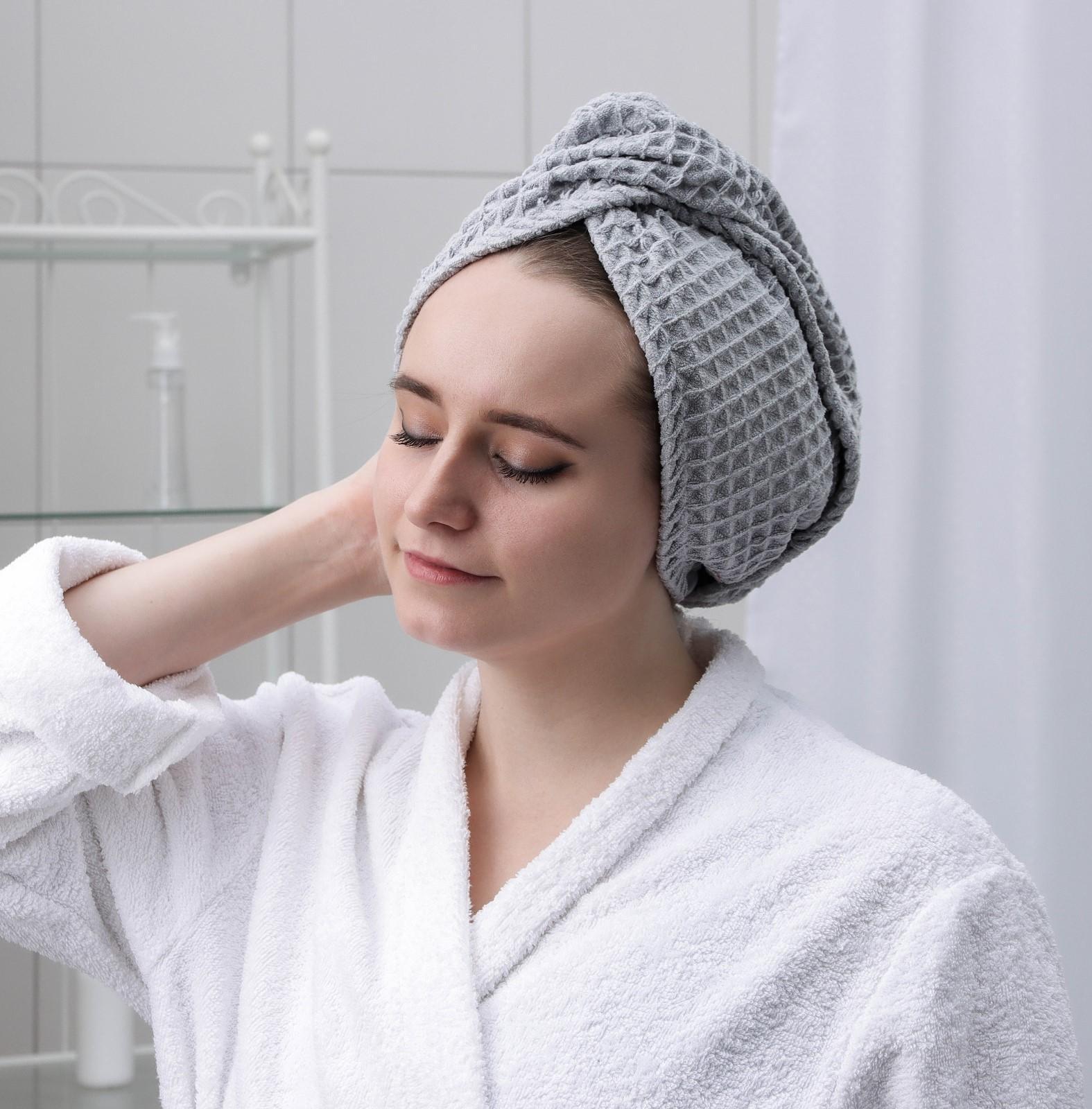 Чалма для сушки волос Доляна «Вафельная», с пуговкой, цвет МИКС