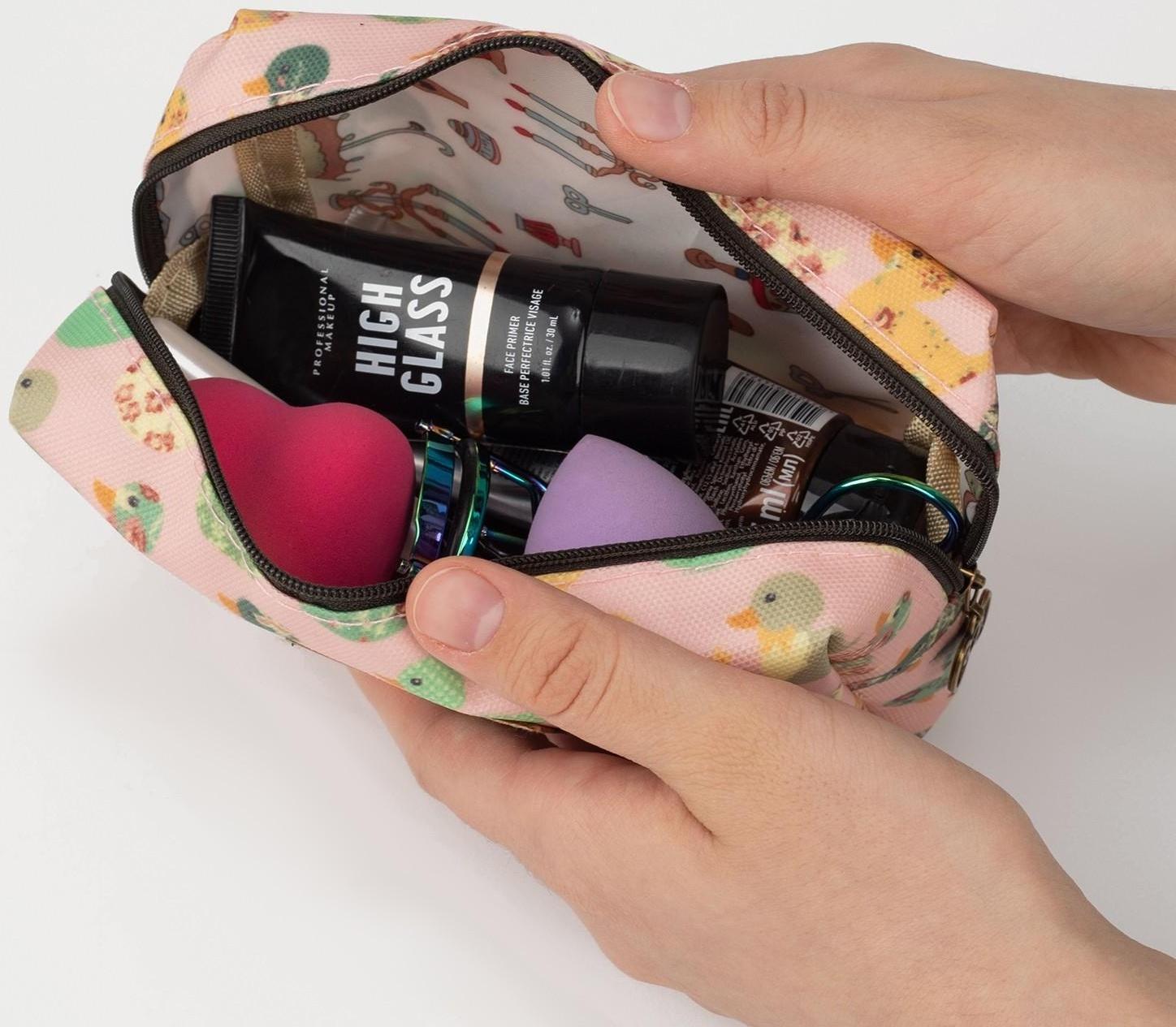 Косметичка на молнии, цвет розовый