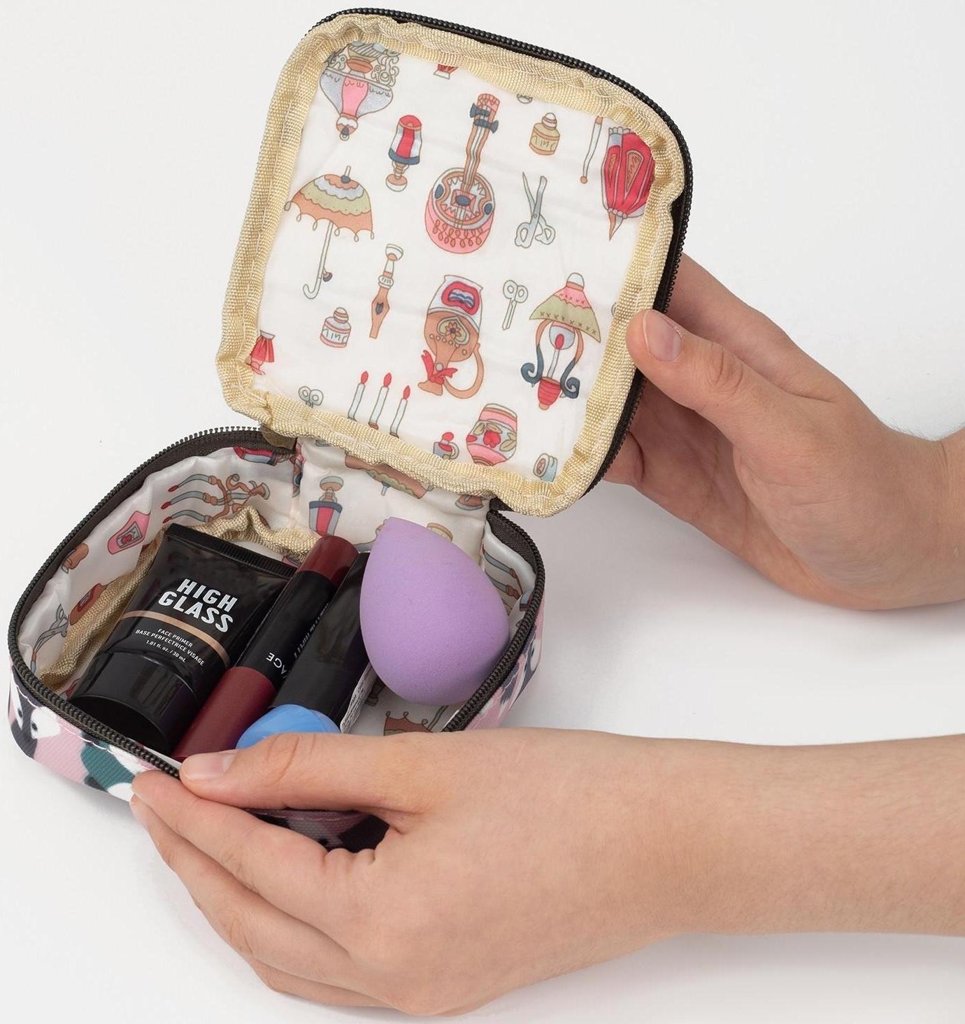 Косметичка на молнии, цвет розовый