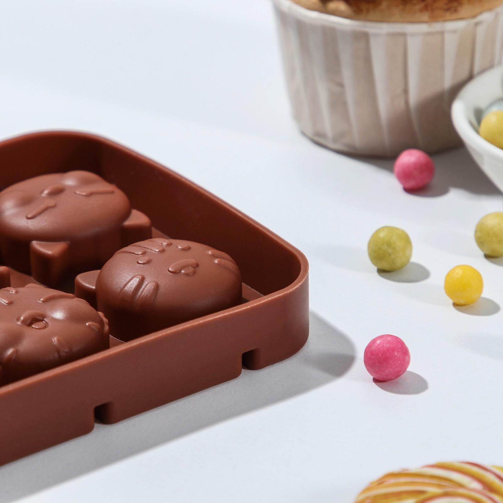 Форма для леденцов «Котики», 8 ячеек, 16,5×11×1,7 см, с палочками, 8 шт, цвет шоколадный