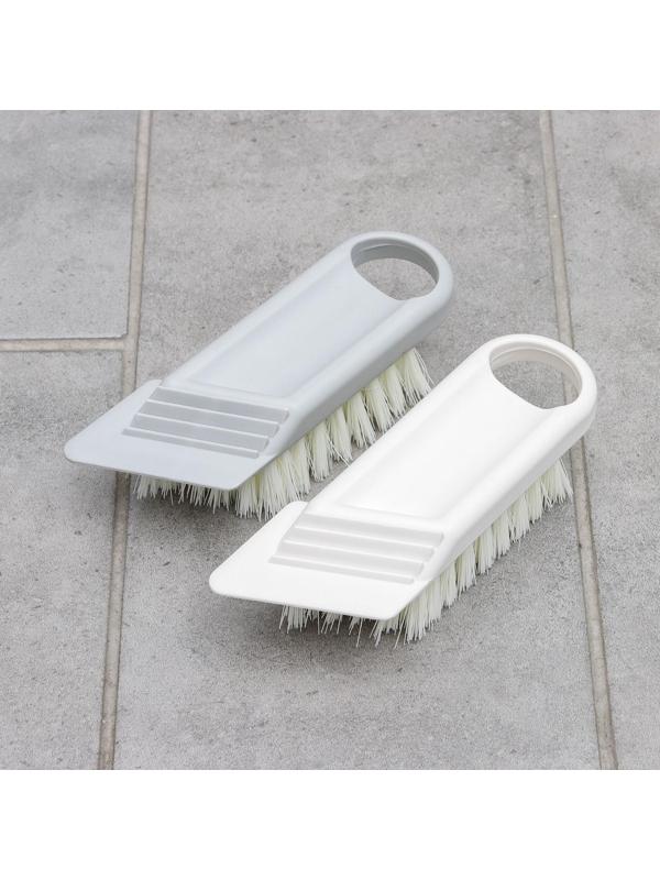 Щётка универсальная Доляна Breeze, в одном корпусе со скребком, 14 см, цвет МИКС