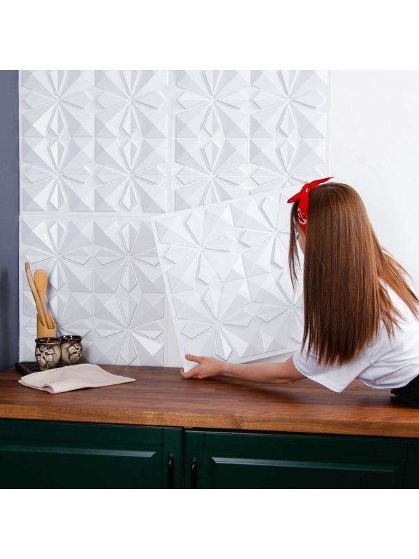 Панель ПВХ отделочная 50*50см  