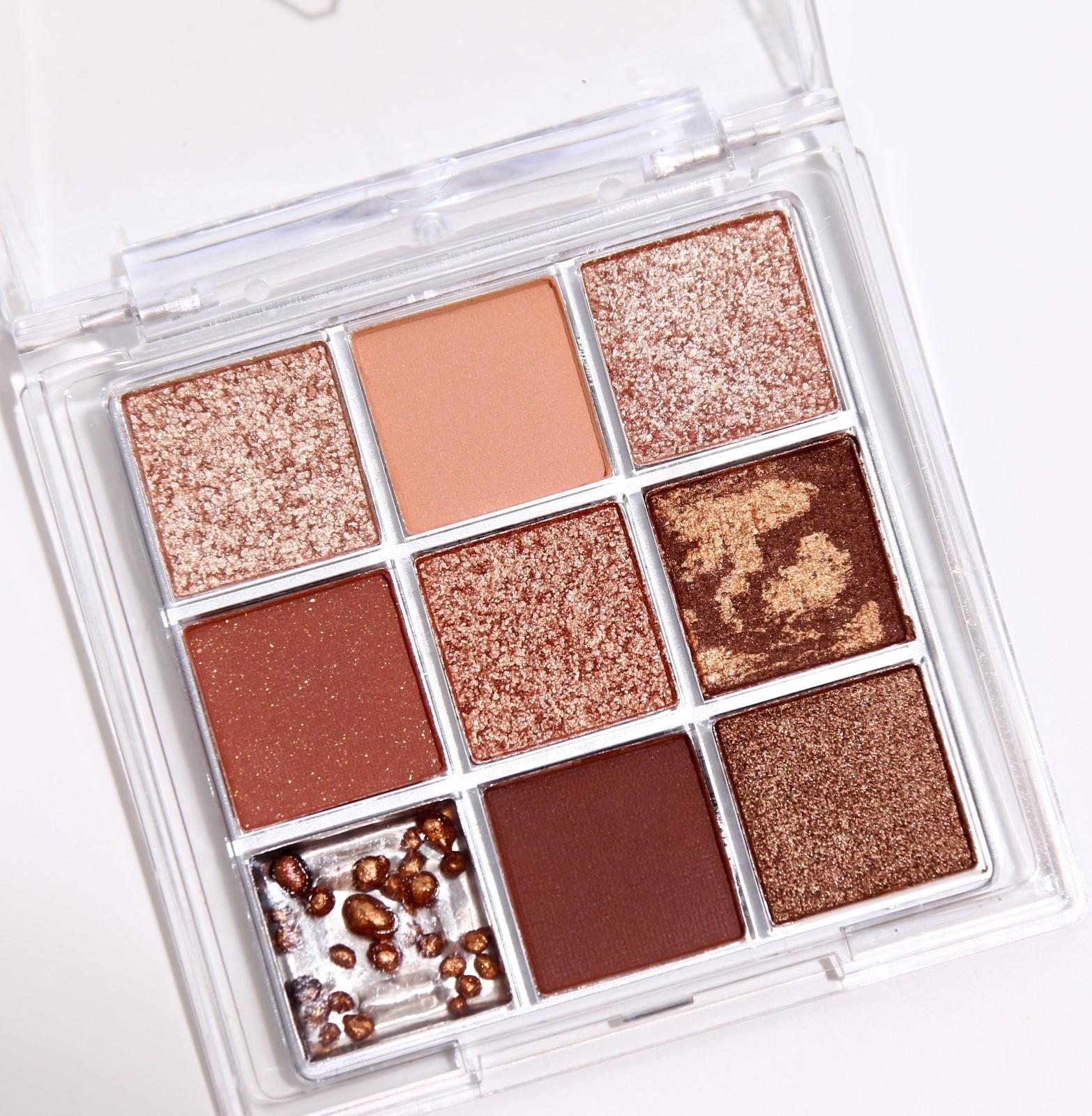 Набор теней для век c глиттером 9 цветов
