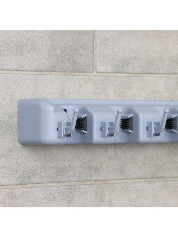 Держатель для швабр и метел с крючками, крепление саморезы, 41×8 см, 5 секций