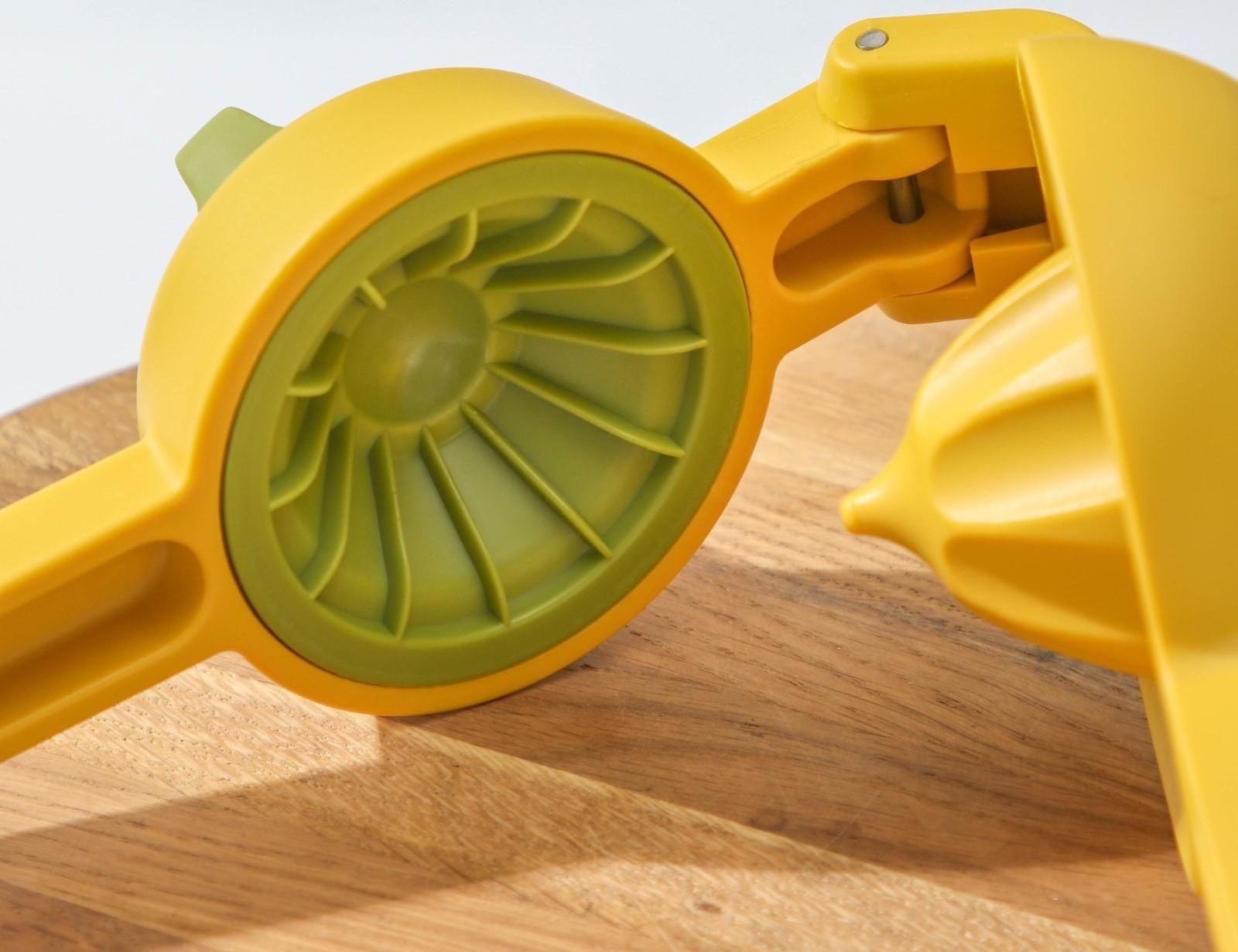 Соковыжималка ручная Juicer, цвет жёлто-зелёный
