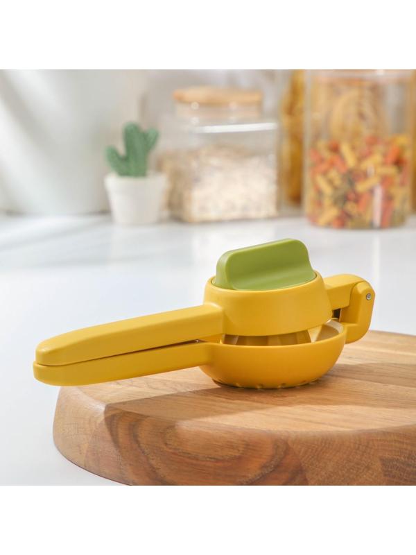 Соковыжималка ручная Juicer, цвет жёлто-зелёный