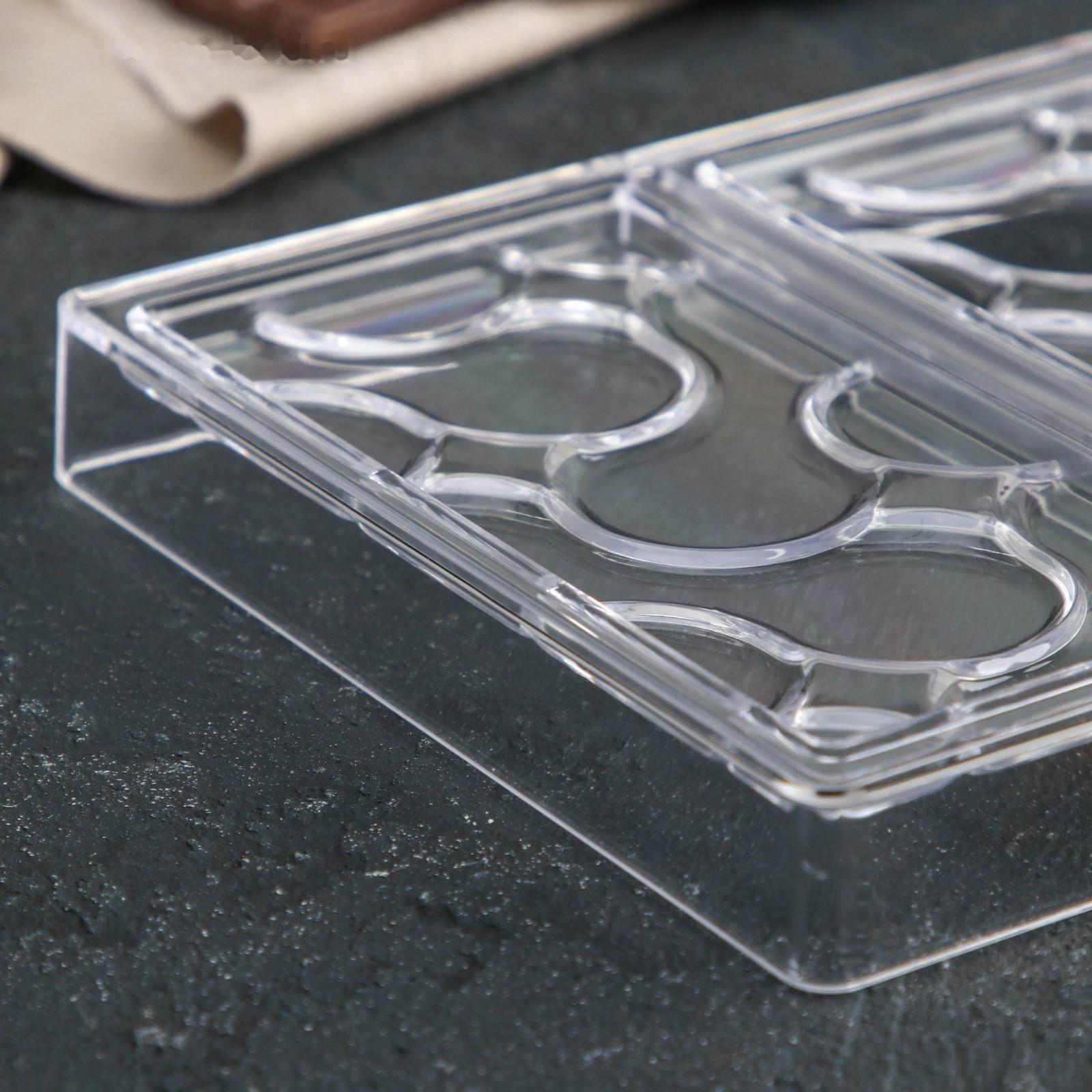 Форма для шоколада и конфет «Симпл-димпл», 3 ячейки, 27,5×17,5×2,5 см, ячейка 15,3×7,5×0,8 см