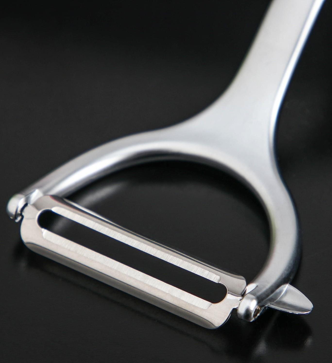 Овощечистка горизонтальная Magistro Volt, нержавеющая сталь, цвет хромированный