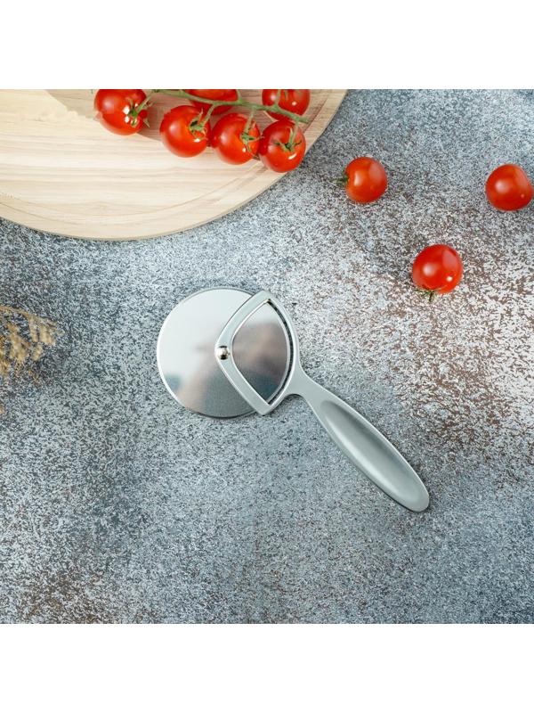 Нож для пиццы и теста Magistro Volt, нержавеющая сталь, цвет серебристый, хромированный