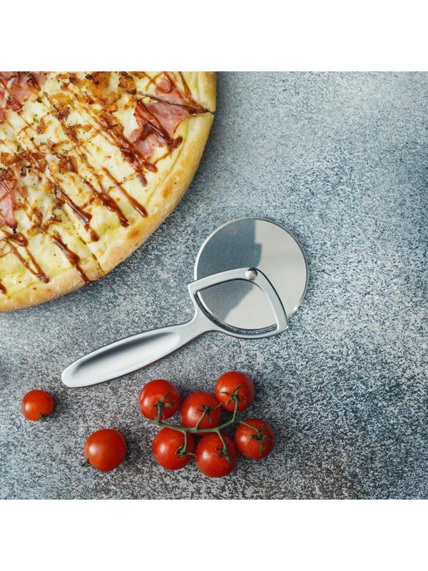 Нож для пиццы и теста Magistro Volt, нержавеющая сталь, цвет серебристый, хромированный