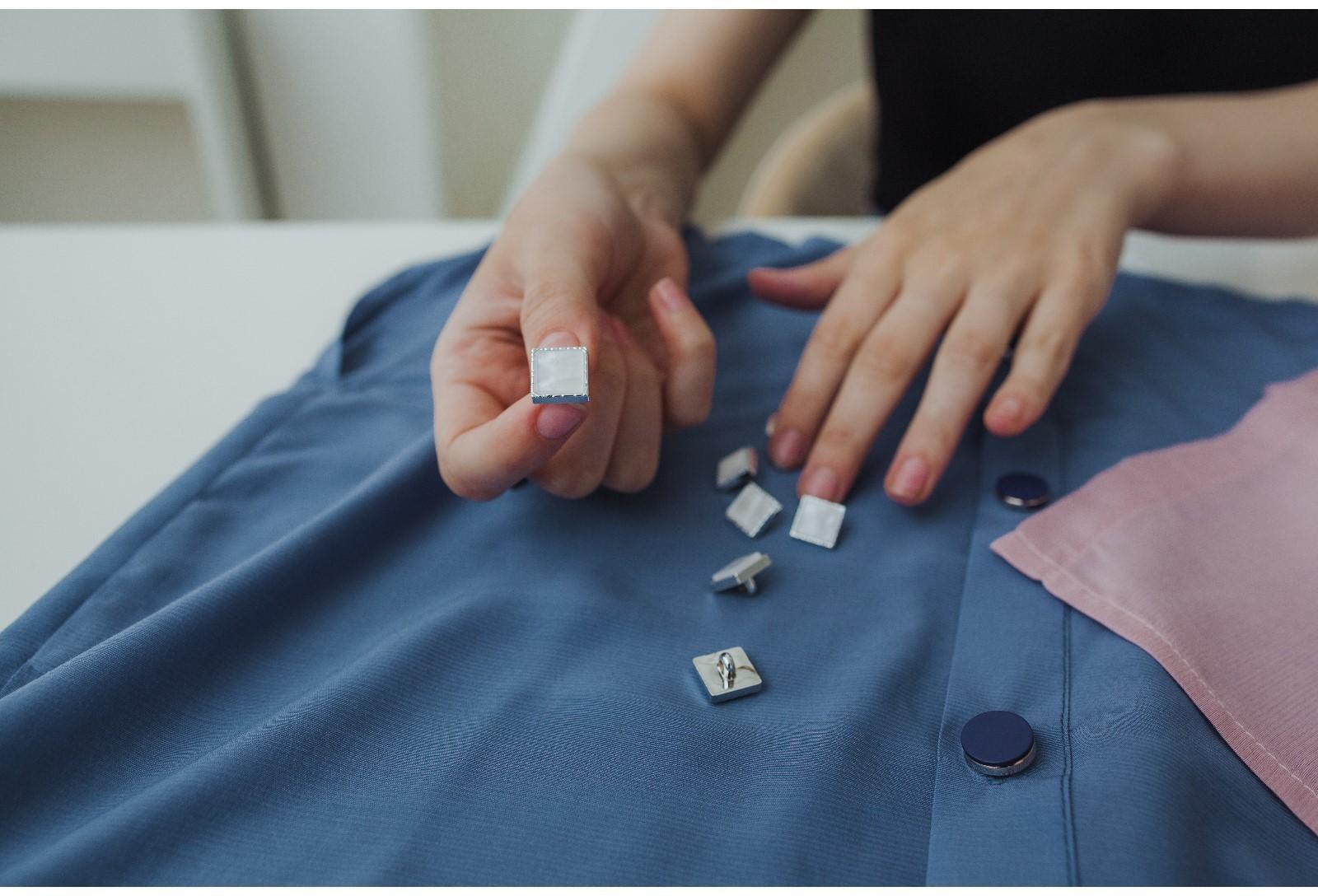 Набор пластиковых пуговиц на ножке, 13 × 13 мм, 10 шт, цвет серебряный