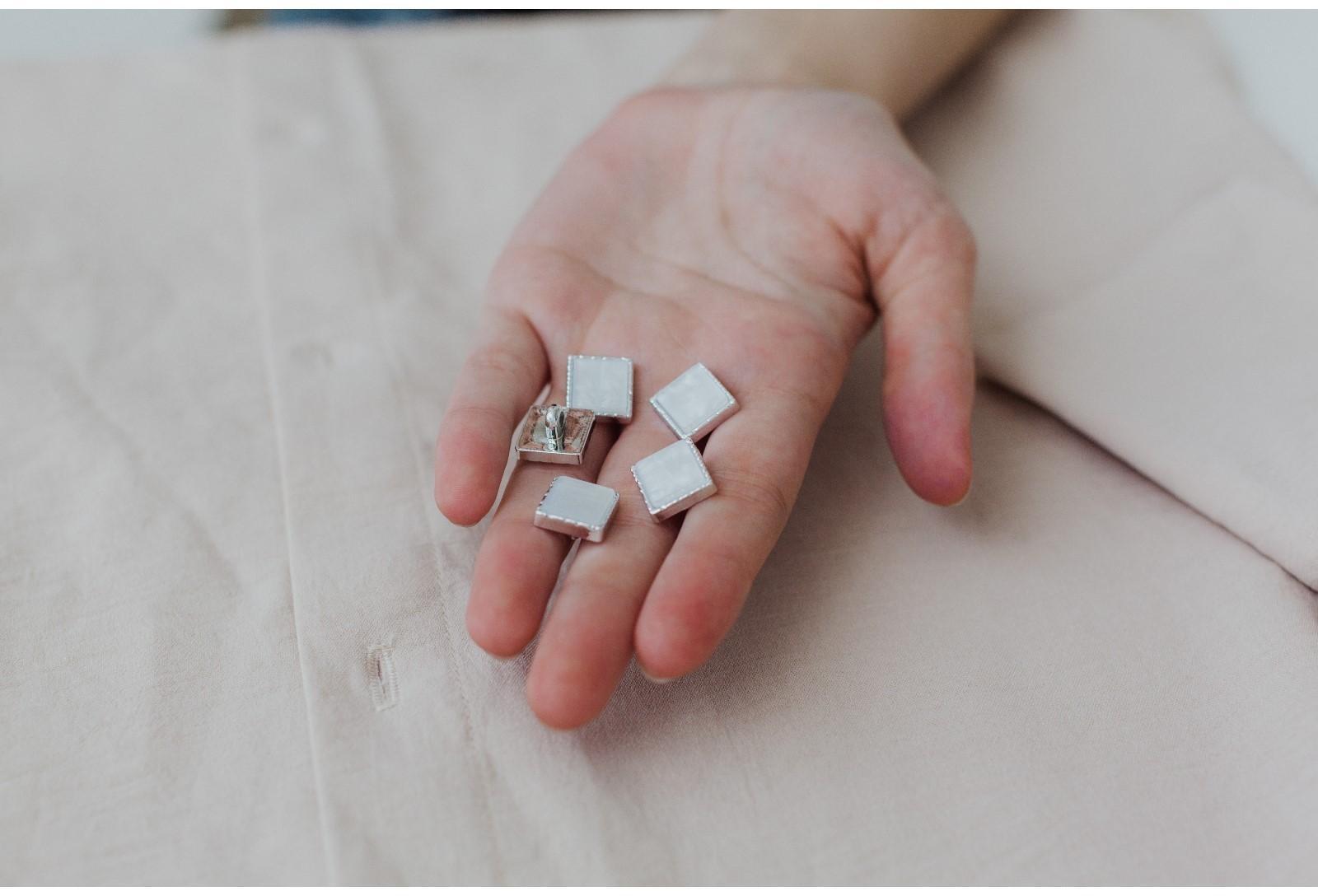 Набор пластиковых пуговиц на ножке, 13 × 13 мм, 10 шт, цвет серебряный