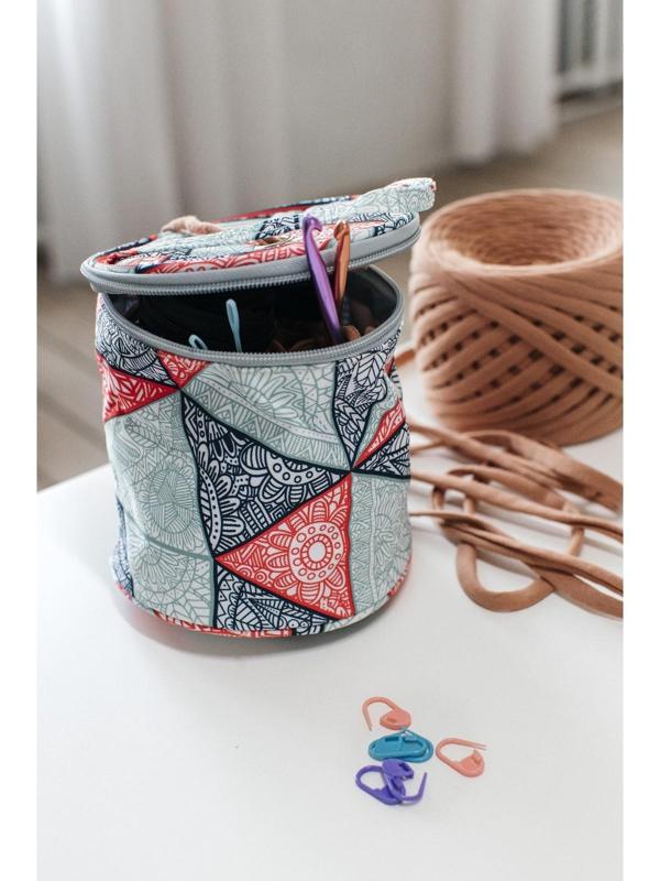 Сумка-футляр «Цветы», 1 люверс, d = 14 см, 14,5 см, цвет разноцветный