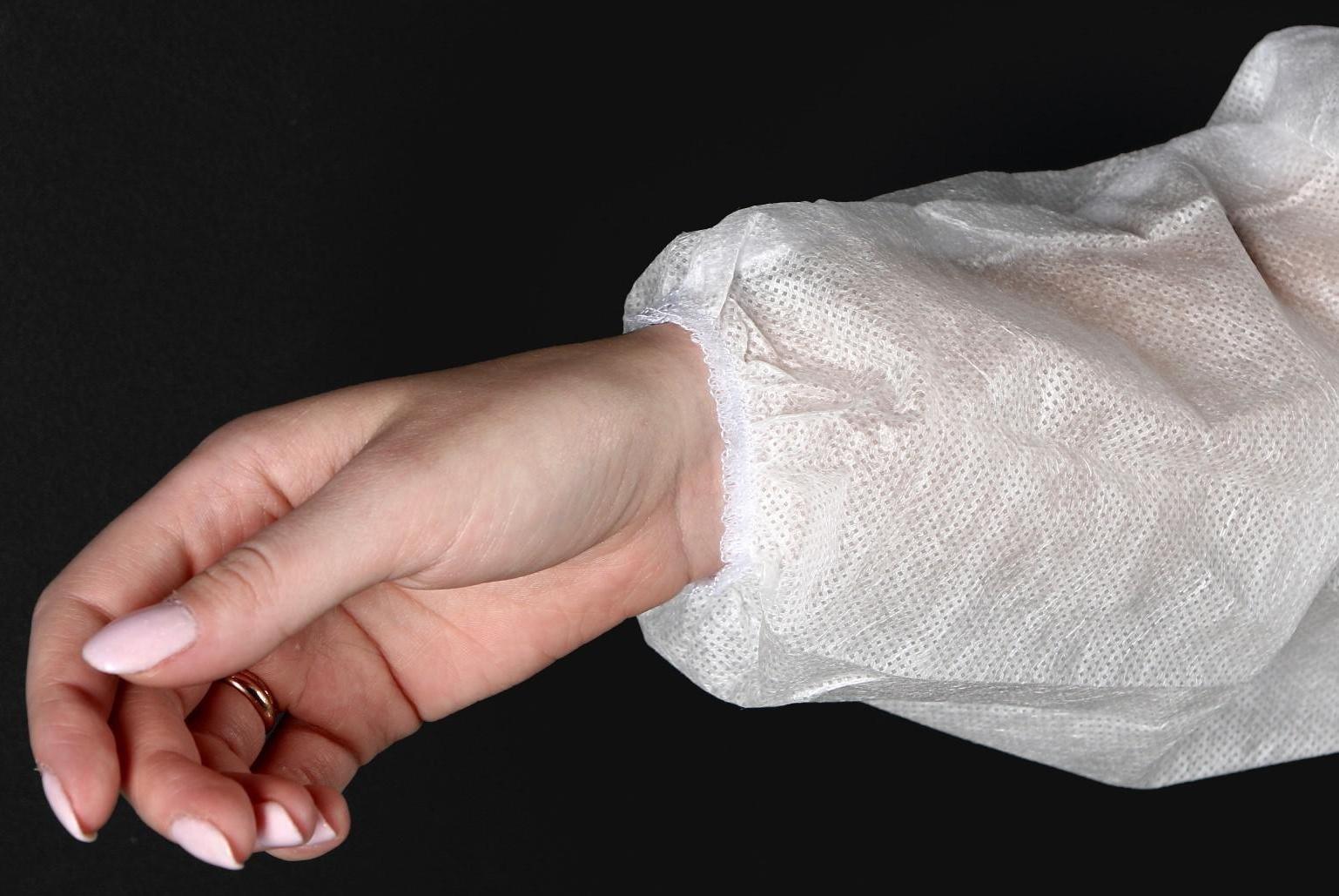 Халат хирургический на завязка, манжета на резинке  20 г/м2  длина 140 см