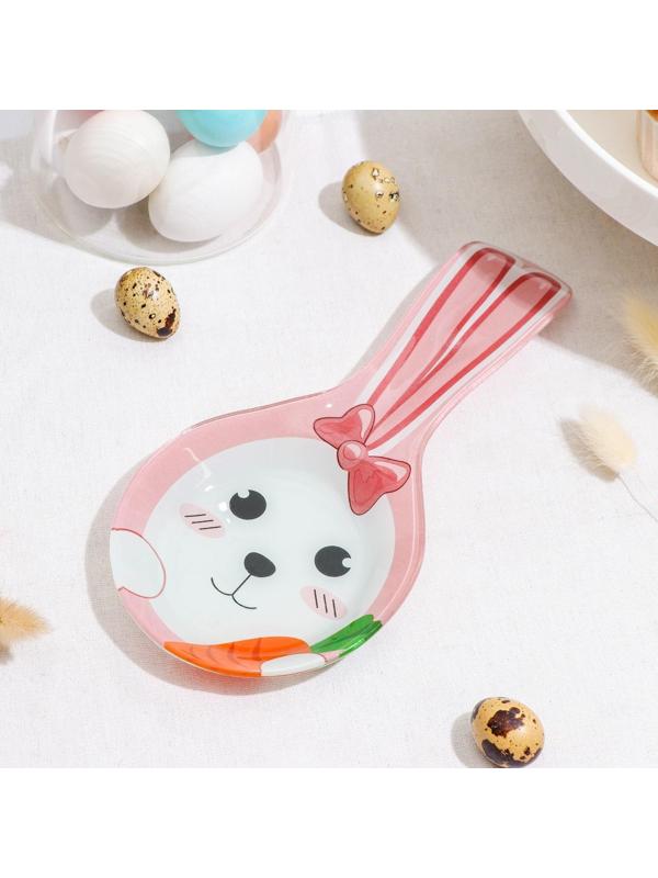 Подставка стеклянная под ложку Доляна «Зайка и морковка», цвет розовый