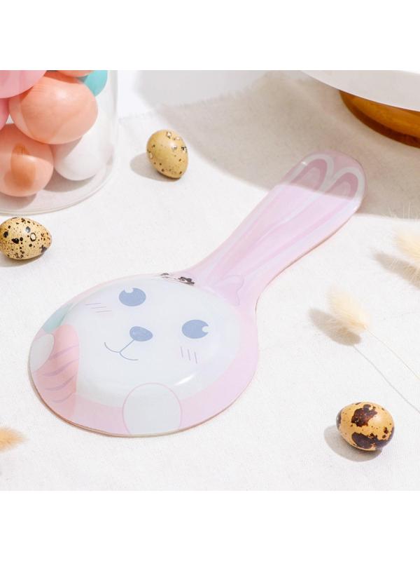 Подставка стеклянная под ложку Доляна «Зайка и морковка», цвет розовый