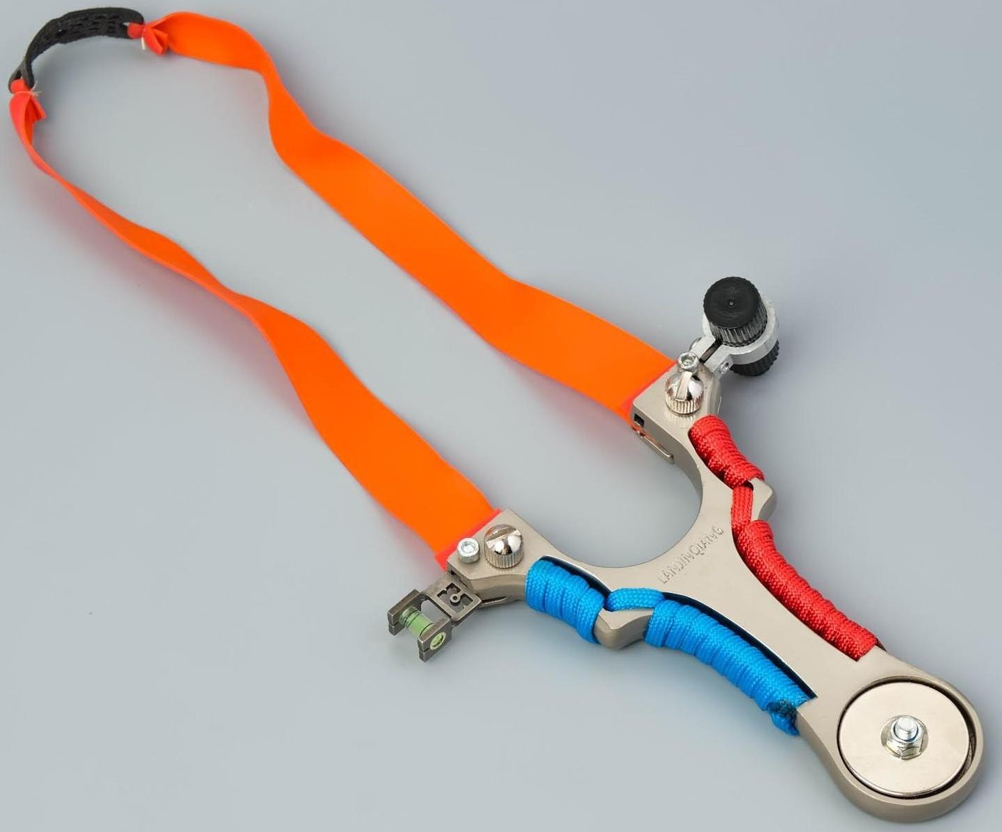 Рогатка металлическая с лазерным целеуказателем