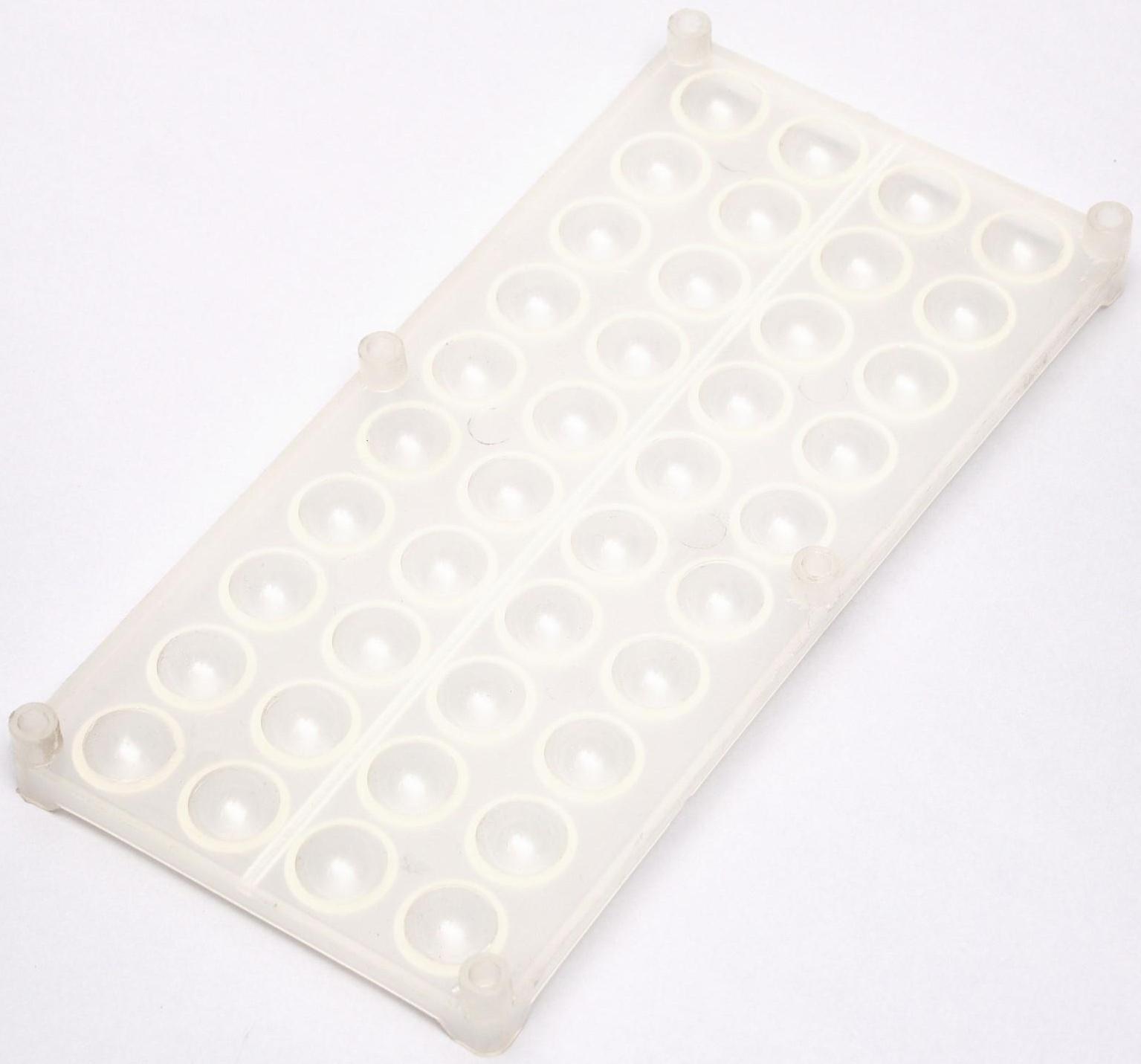 Планшетка для капельных реакций 40 ячеек ПЭ