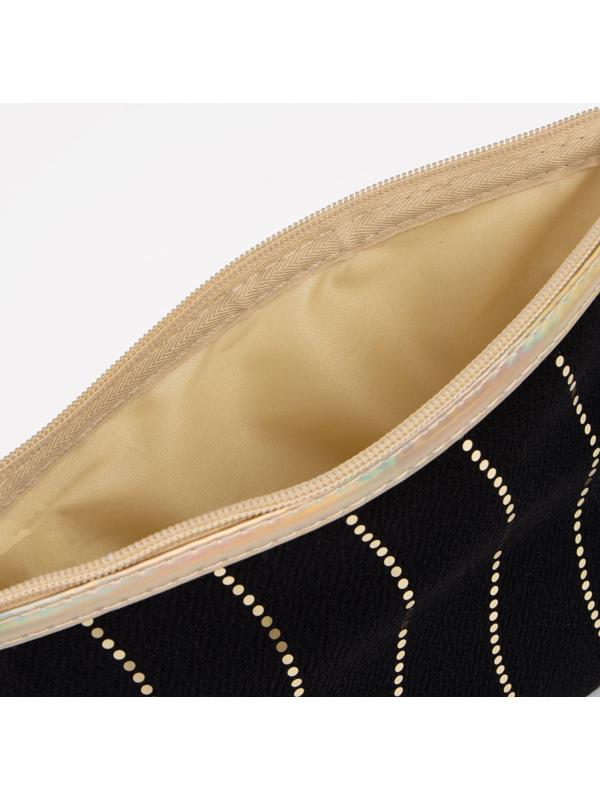 Косметичка на молнии, цвет чёрный