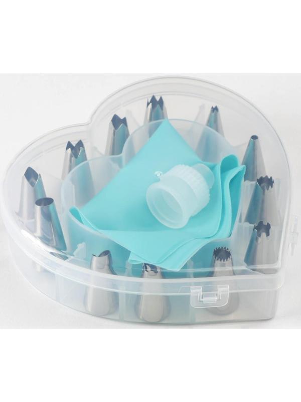 Набор кондитерский «С любовью» в кейсе 14 предметов: насадки 12 шт d=1,7 см, адаптер, мешок 30×15 см 75173