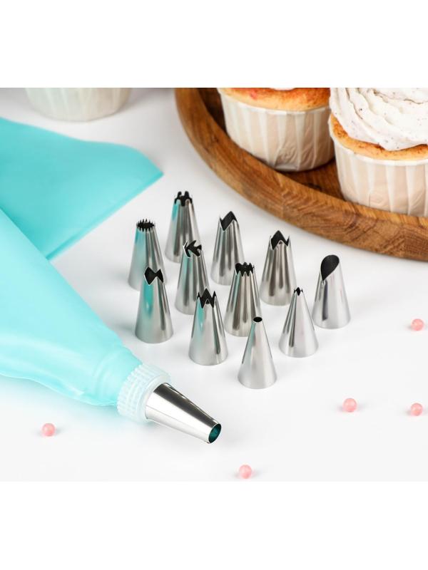 Набор кондитерский «С любовью» в кейсе 14 предметов: насадки 12 шт d=1,7 см, адаптер, мешок 30×15 см 75173