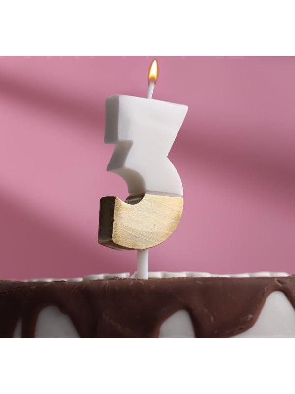 Свеча в торт 