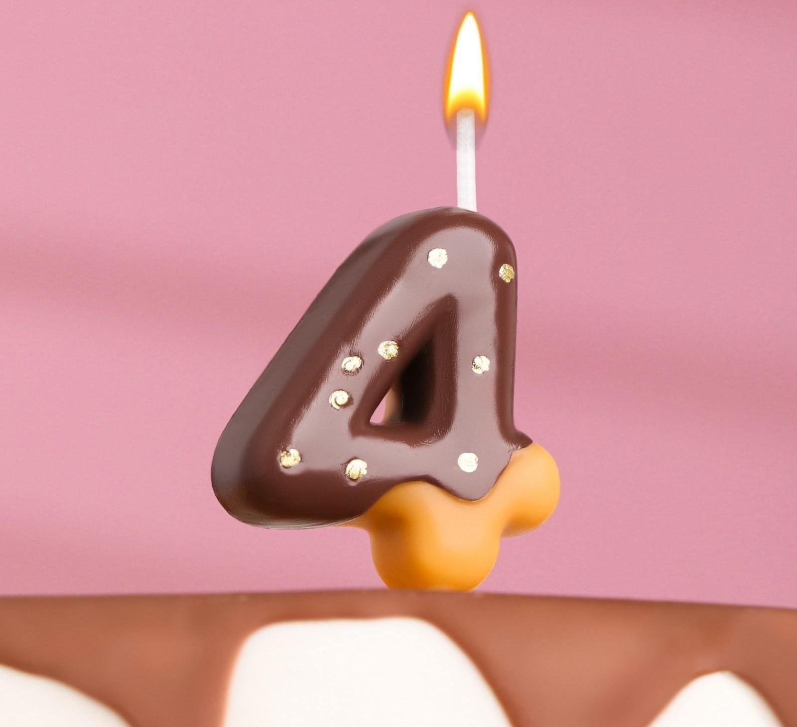 Свеча в торт 