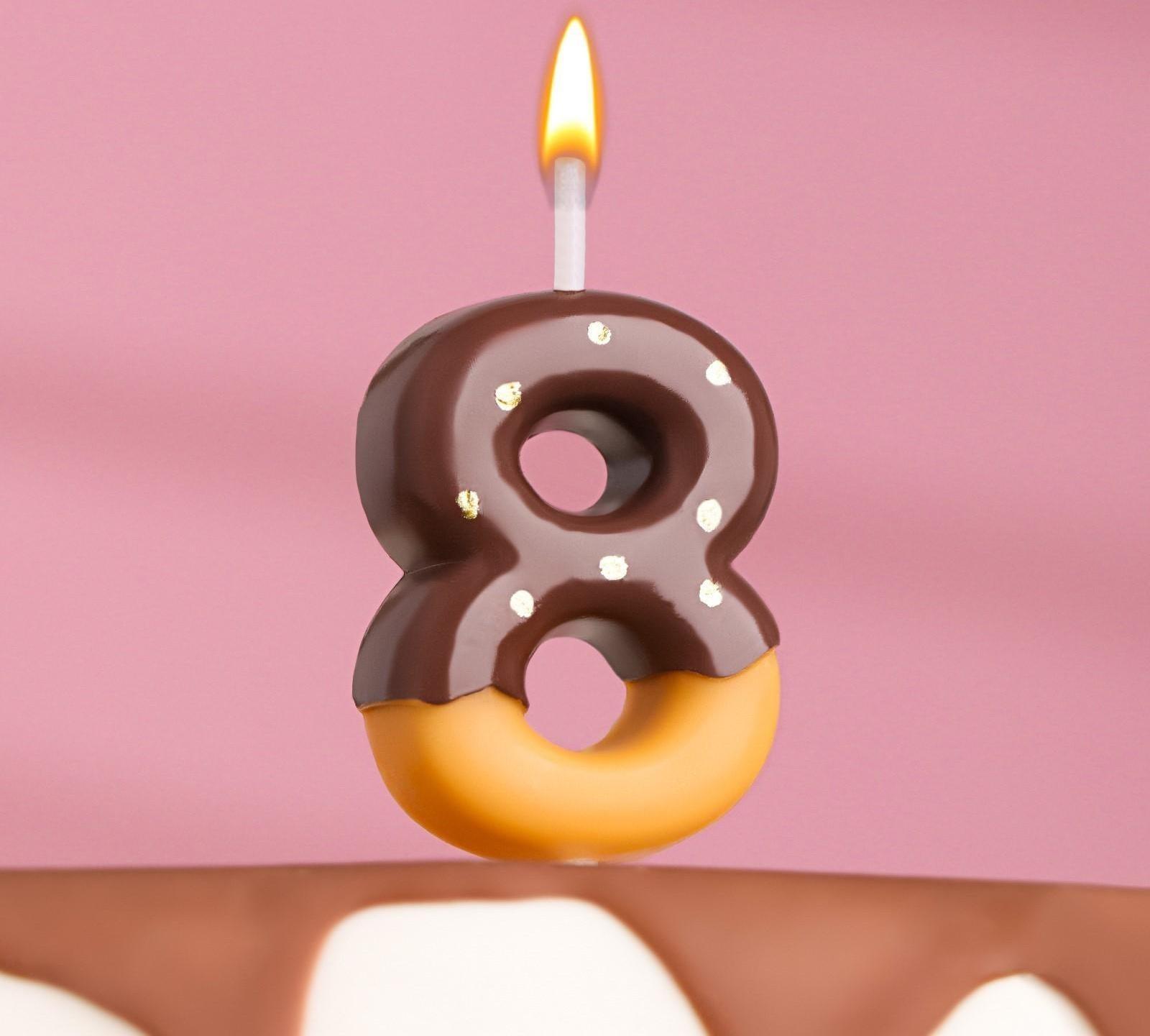 Свеча в торт 