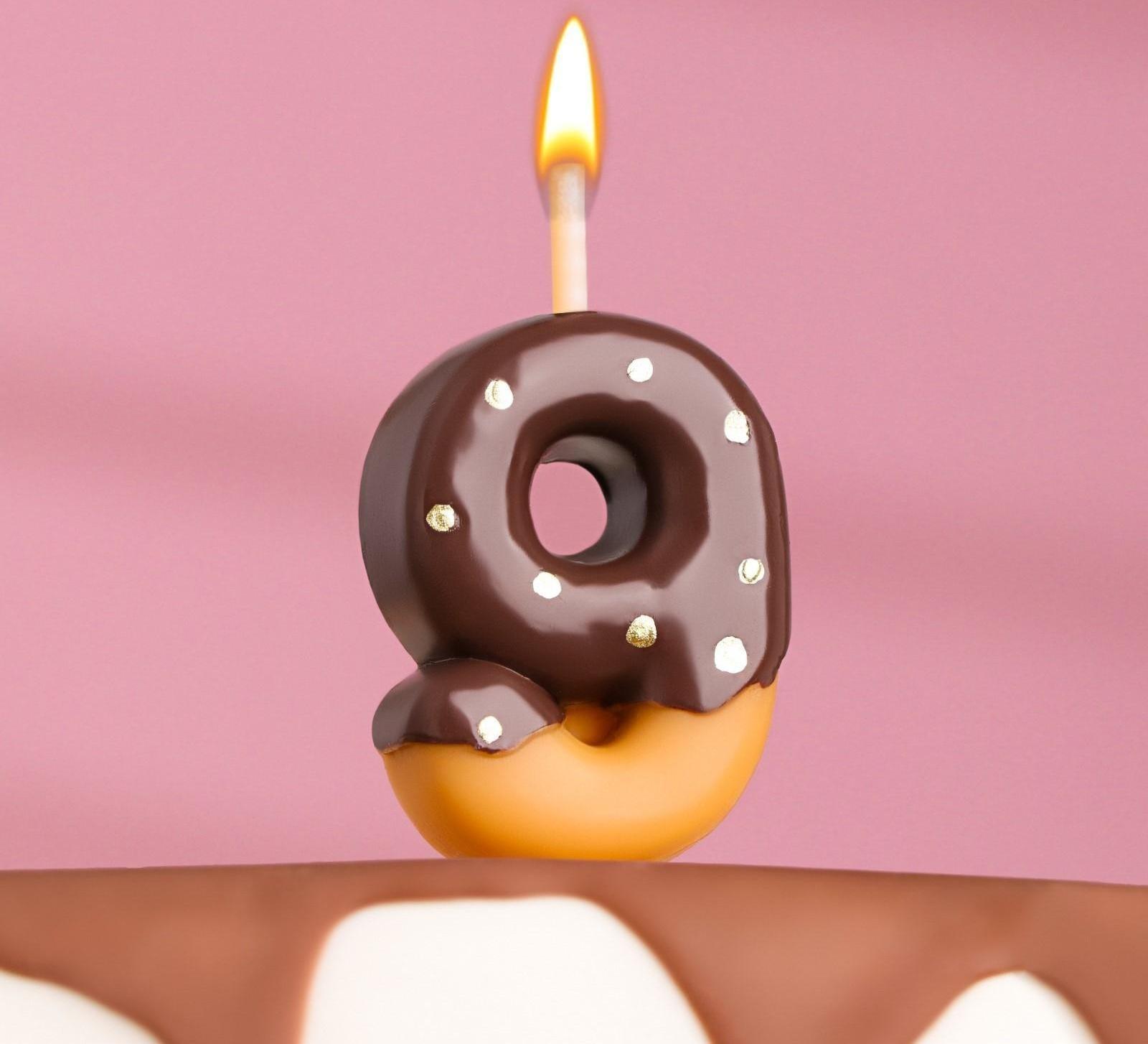 Свеча в торт 