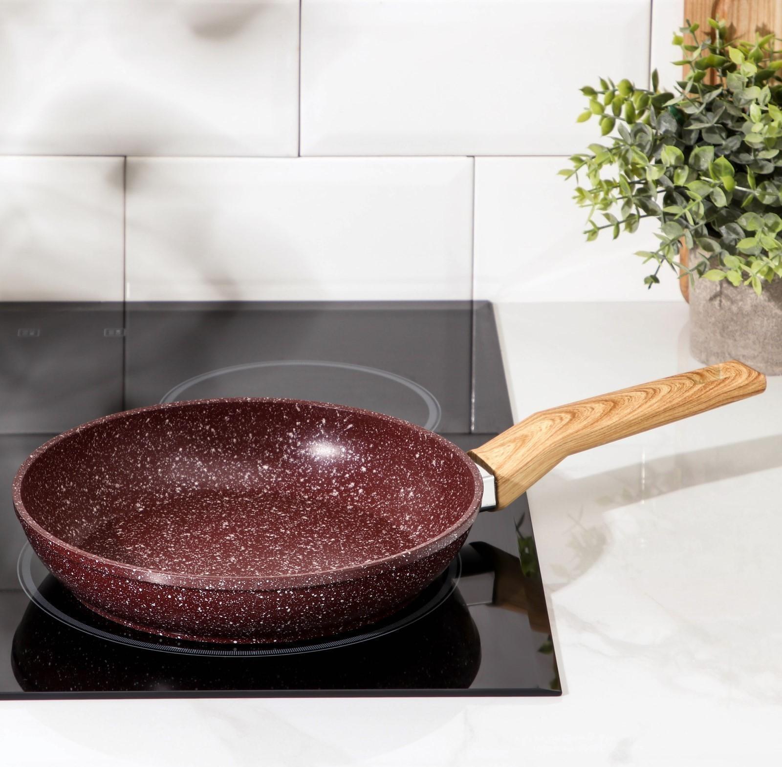 Сковорода кованая Natural. Brown, d=22 см, ручка soft-touch, антипригарное покрытие, индукция, цвет коричневый