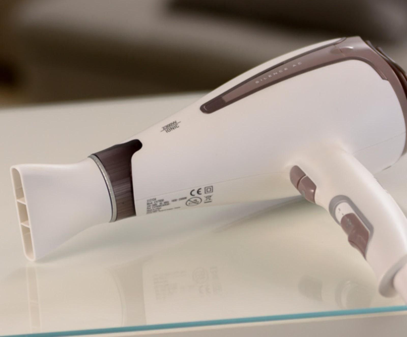 Фен Rowenta CV7930F0, 2300 Вт, ионизация, хол. воздух, 3 температы, 2 скорости, белый