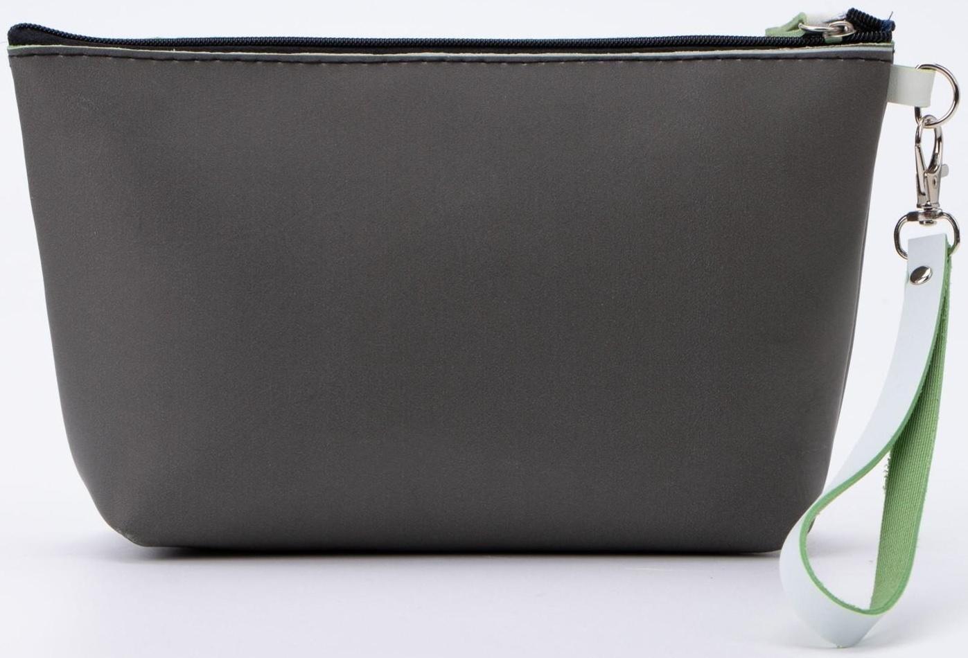 Косметичка на молнии, цвет чёрный