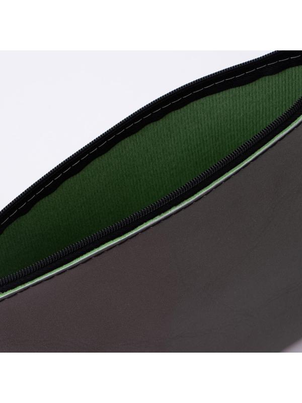 Косметичка на молнии, цвет чёрный