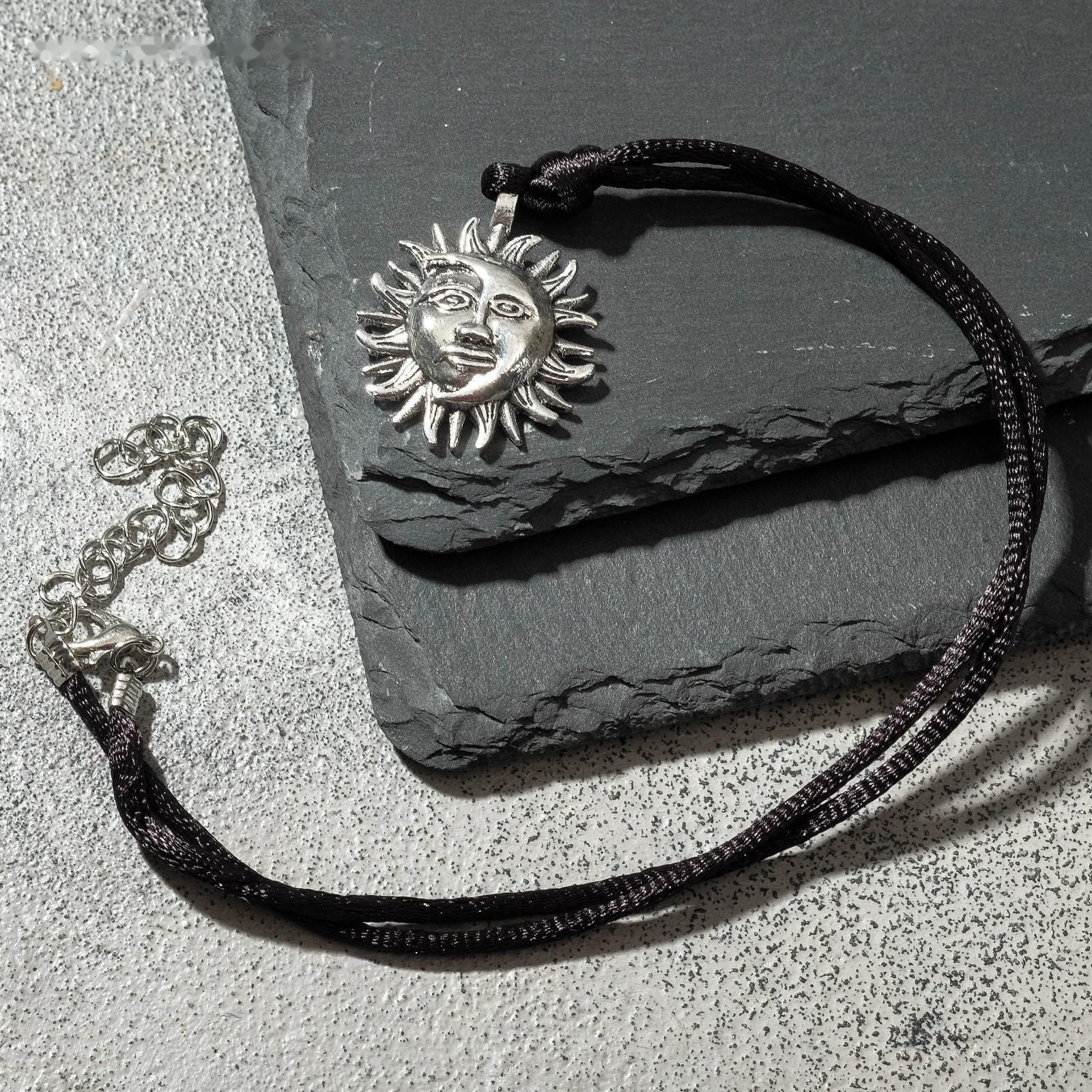 Кулон-амулет 