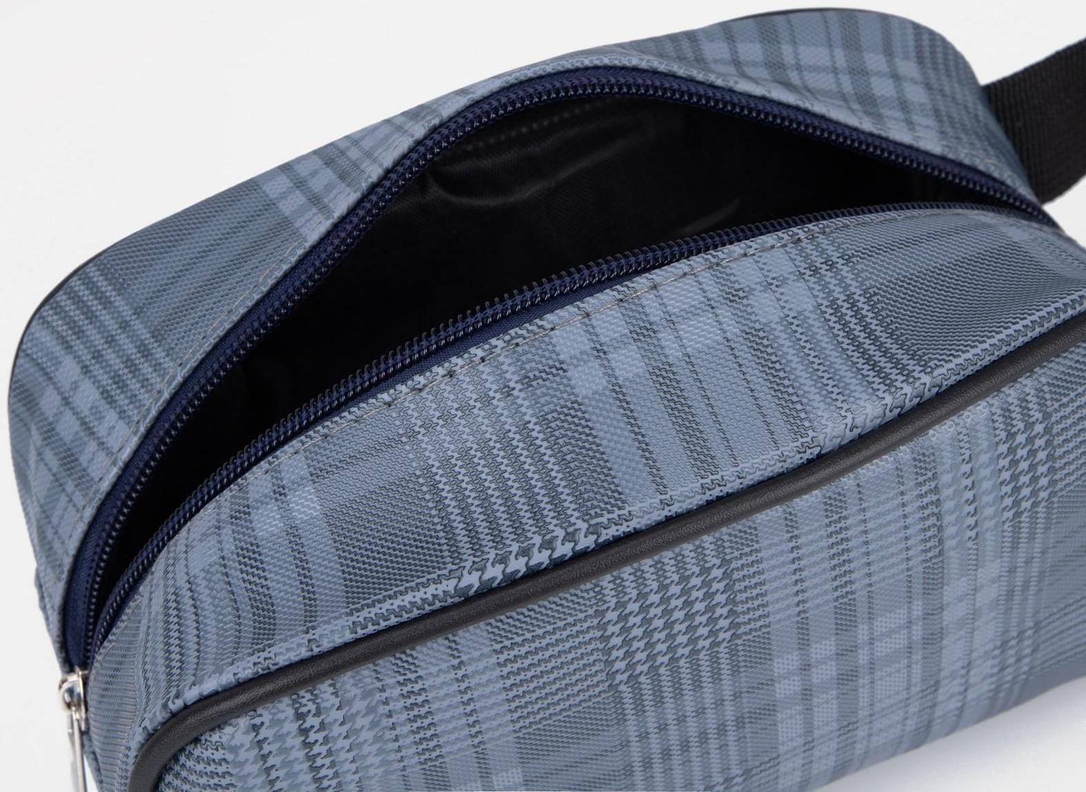 Косметичка на молнии, цвет синий