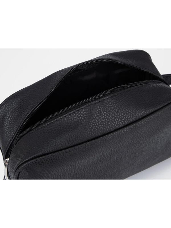 Косметичка на молнии, цвет чёрный