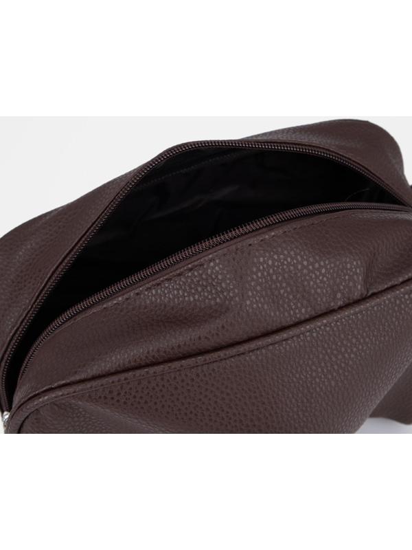 Косметичка на молнии, цвет коричневый