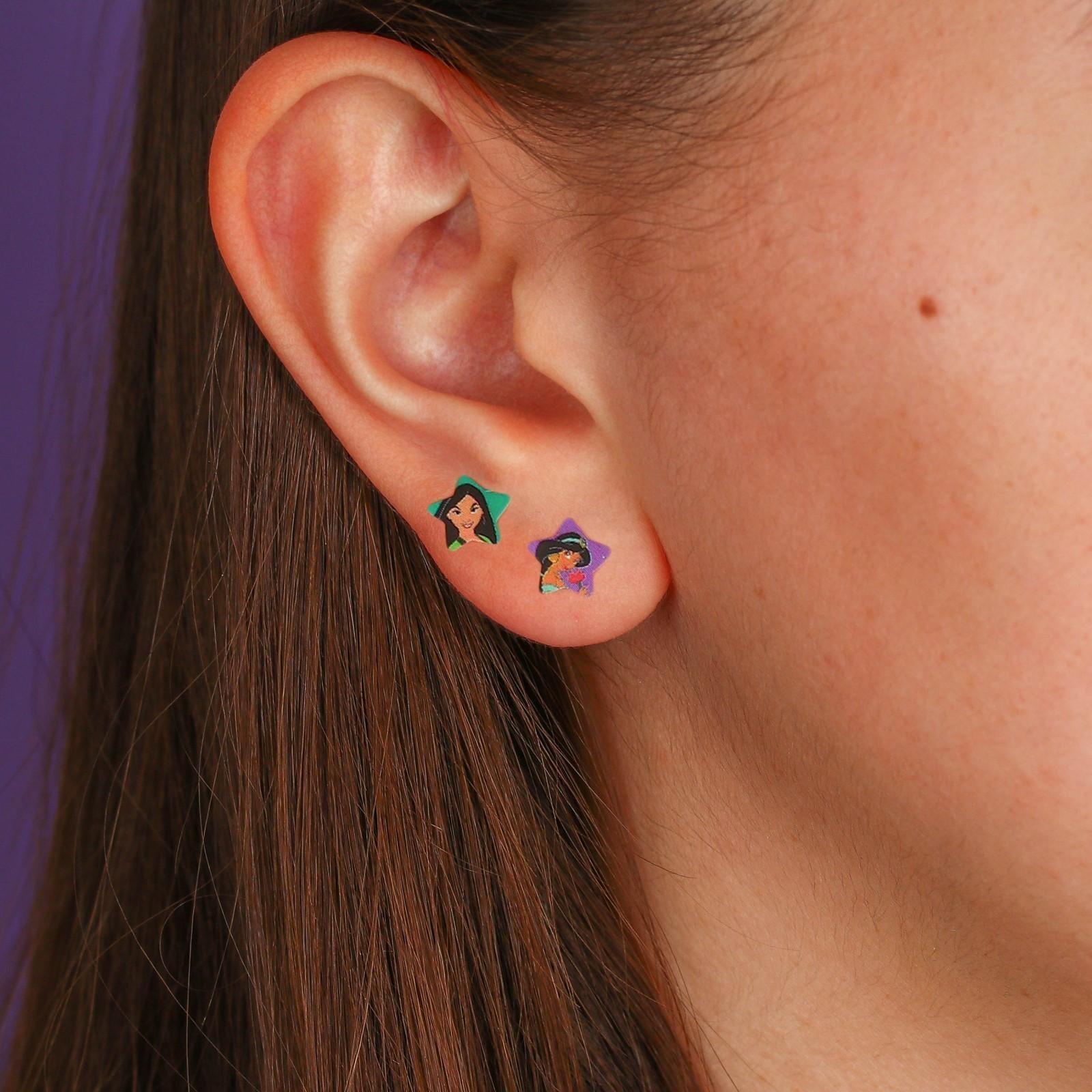 Наклейки для создания образа 