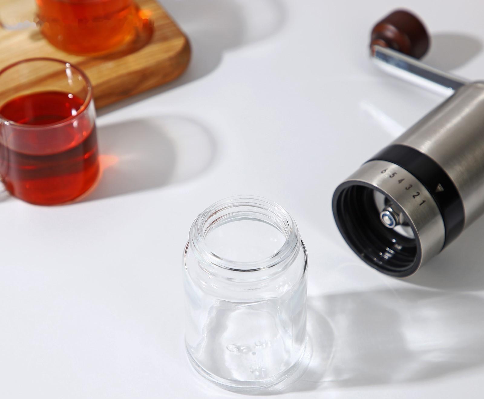 Кофемолка механическая Magistro Solid, керамический механизм, регулировка помола