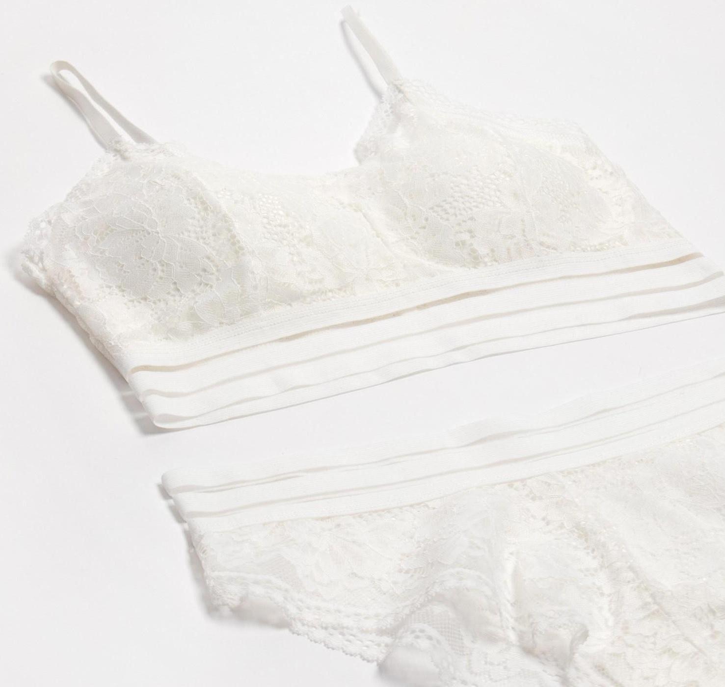 Комплект женский (топ, трусы) цвет белый, размер 42-44