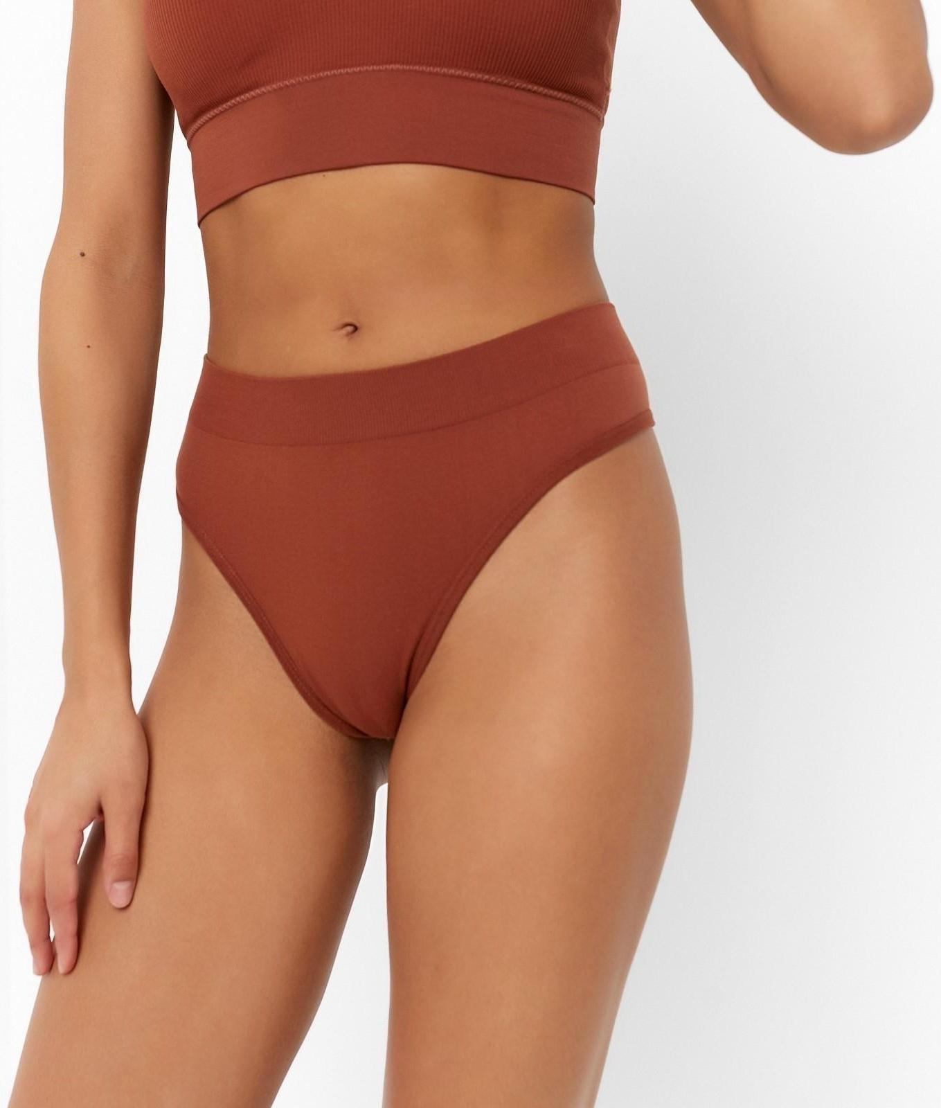 Комплект женский (топ, трусы) 118 цвет коричневый, р-р 42-44